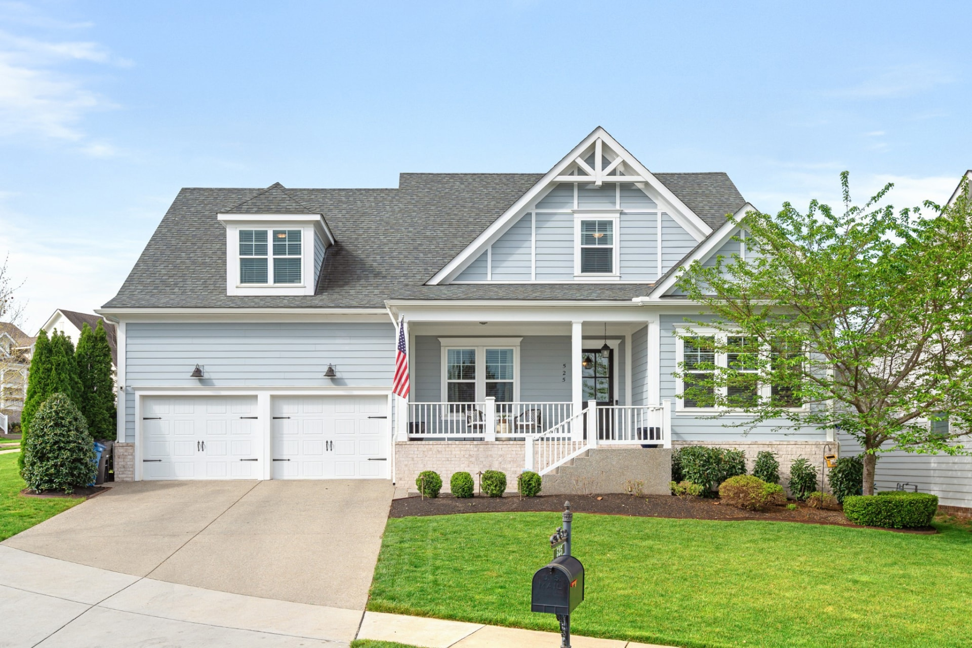 525 Alfred Ladd Rd E, a luxury home in Franklin, Tennessee